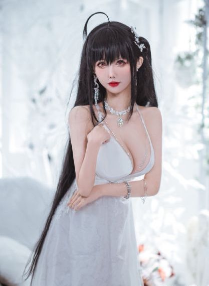 乳揉みま痴汉电车公交在线观看_HD高清完整电影